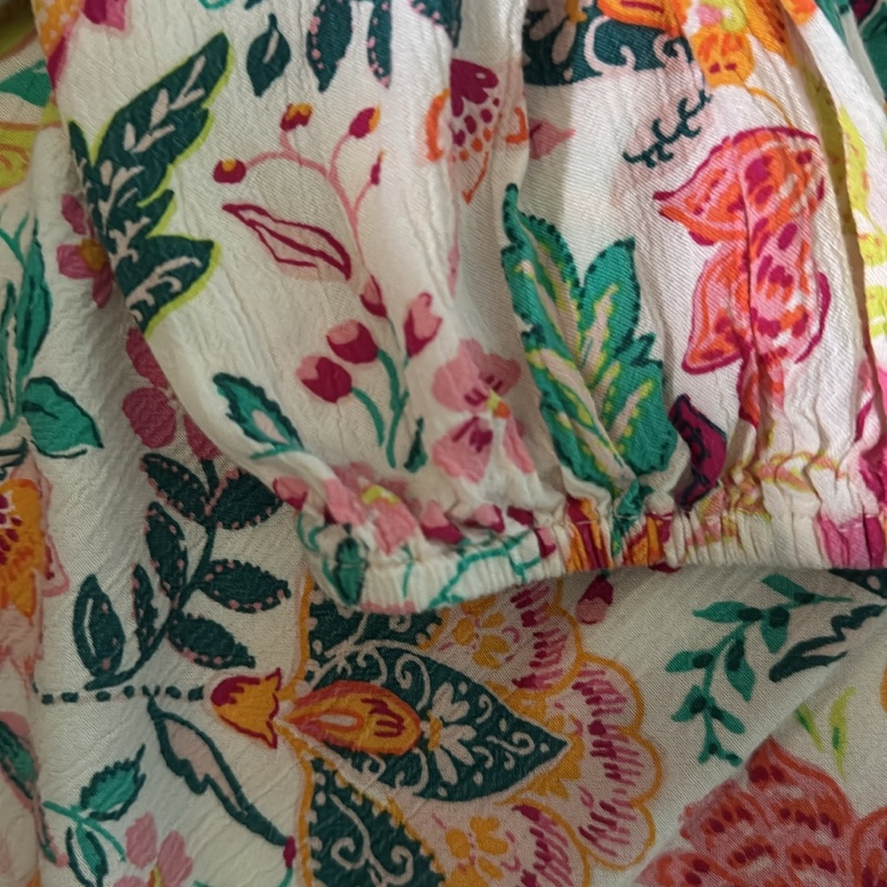 Old Navy Floral 3/4 Sleeve Crop Blouse - Picture 5 of 7